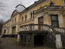 Дворец баронов Гределей до реставрации