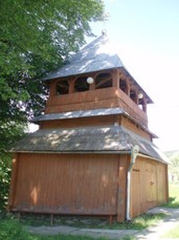 колокольня каменной церкови Св. Николая