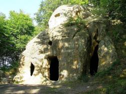 Розгирческий пещерный монастырь XIII-XVI вв.