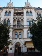 типичная архитектура проспекта Шевченко