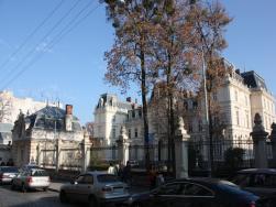 вид с улицы Коперника на Дворец Потоцких