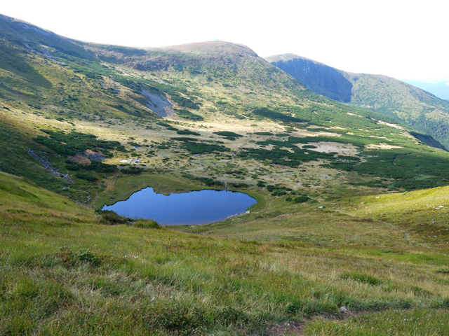 живописная панорама на озеро Брескул