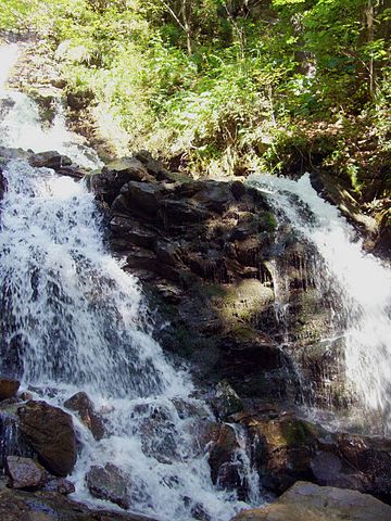 Водопад Труфанец